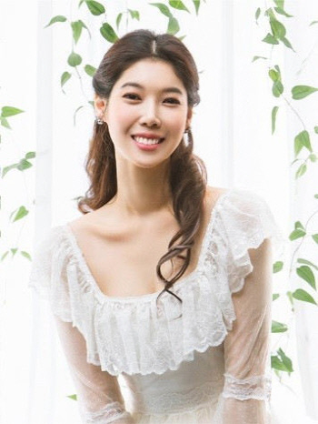 2년간 수백개 댓글 등으로 배우 배다해 스토킹 한 20대 남성 구속영장