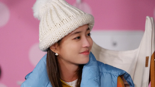 '갬성캠핑' 이민정, 이병헌X아들에게 영상 통화…현실 사랑꾼