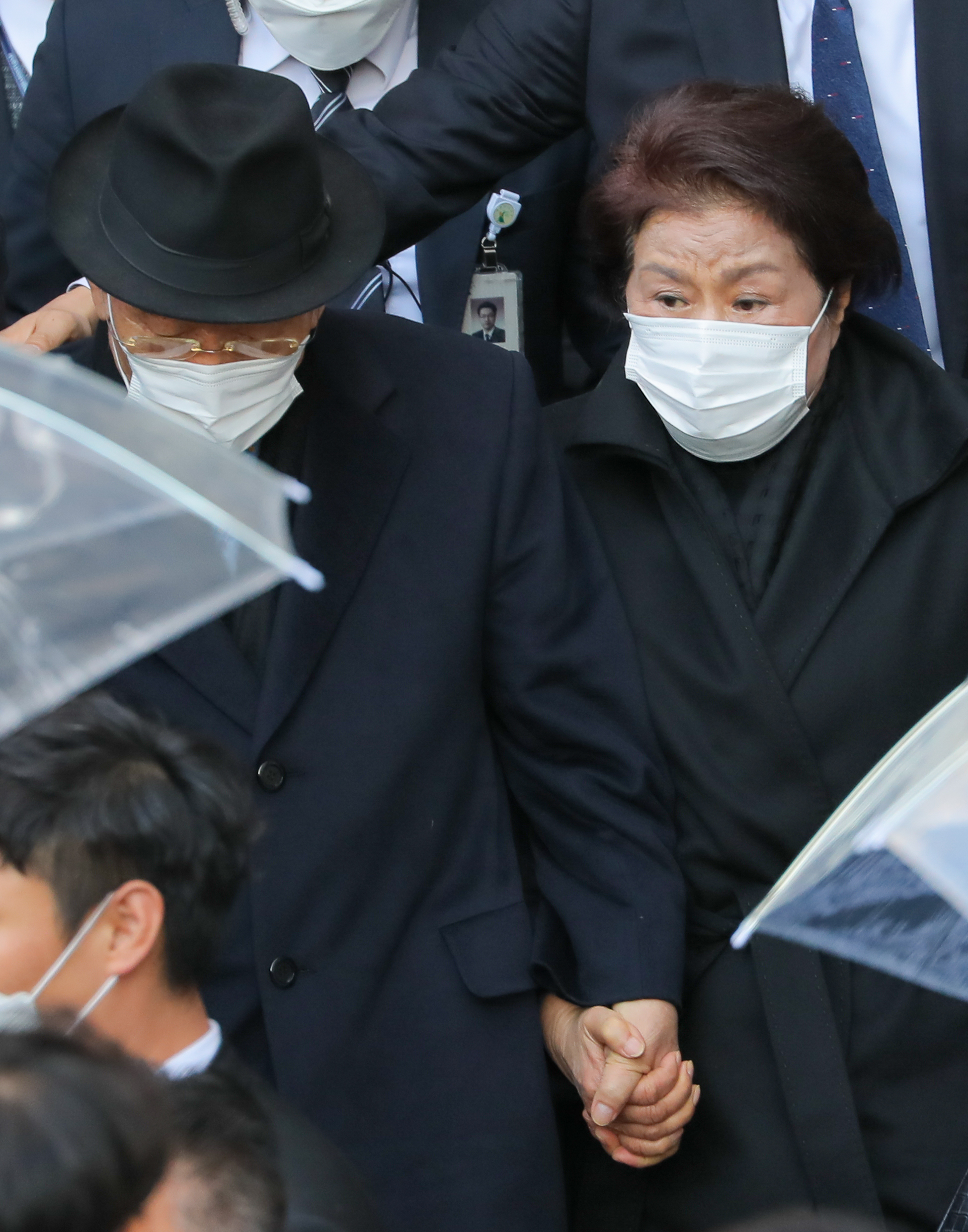 "5·18 헬기사격 있었다" 전두환 23년 만에 또 유죄  '사자 명예훼손'