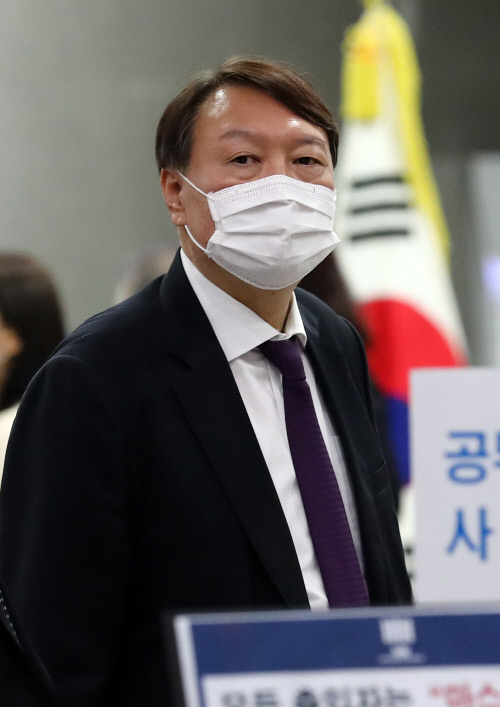 윤석열, 오늘 열리는 정직 처분 집행정지 재판도 불참 