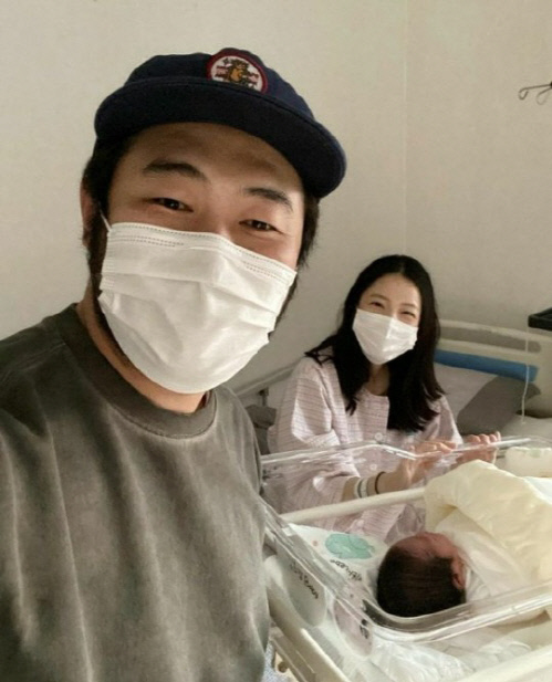 김기방 3일 득남 "드디어 부모돼..아들바보 될 각오 단단히~"