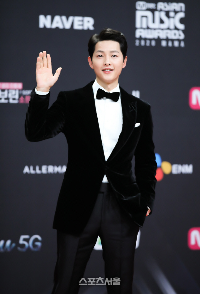 [포토]송중기, 2020 MAMA에서 인사드립니다!