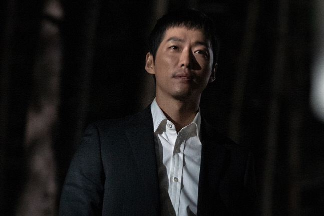 '낮과 밤' 남궁민, 본색 드러내나? 한밤 중 '싸늘한' 미소 포착[SS시선강탈]