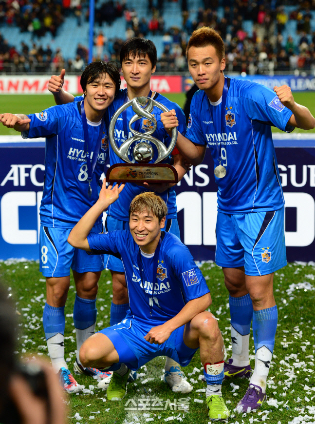 2012 AFC 챔피언스리그 울산현대-알아흘리