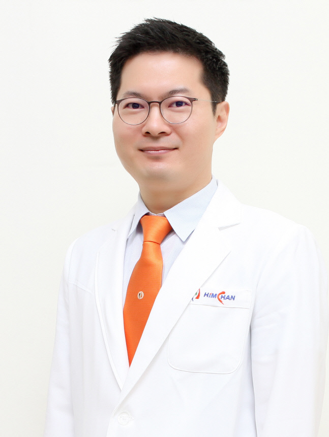 [6회차 의료진사진]부평힘찬병원 이경민 원장(신경외과 전문의)