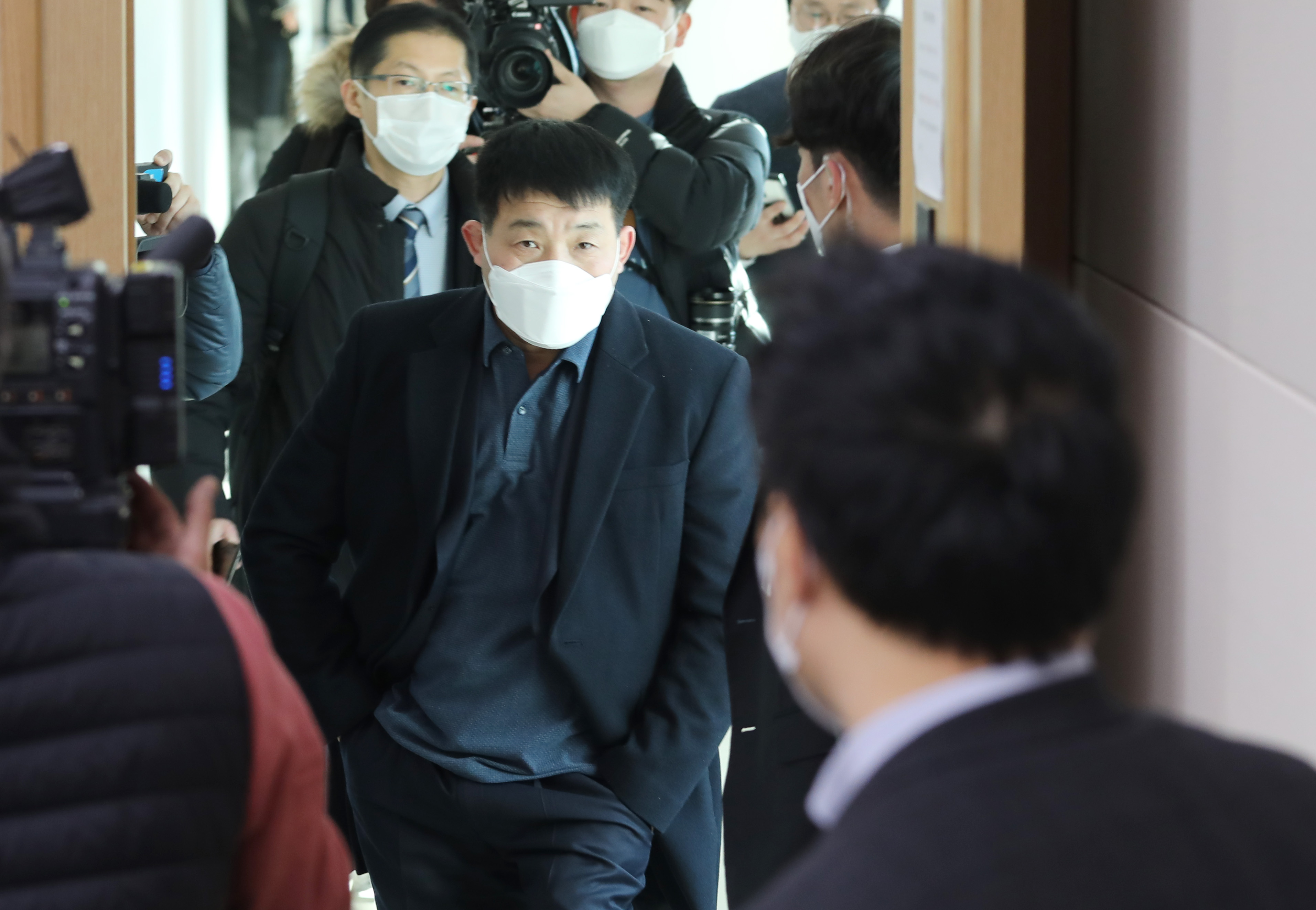 경찰, '이춘재 사건'으로 억울한 옥살이한 윤성여씨에게 사과