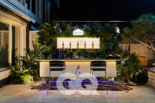 엄정화 X 조니워커 블루의 럭셔리한 화보 공개 