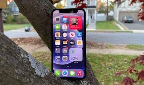 애플 아이폰12 가격 대폭 인하 몸값 낮춰 20만원대