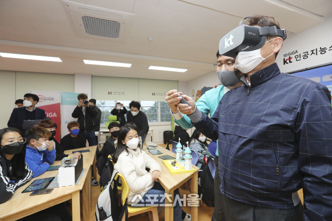 [아름다운기업특집]KT의 ICT 기술, 청년들의 농촌 정착 돕는다