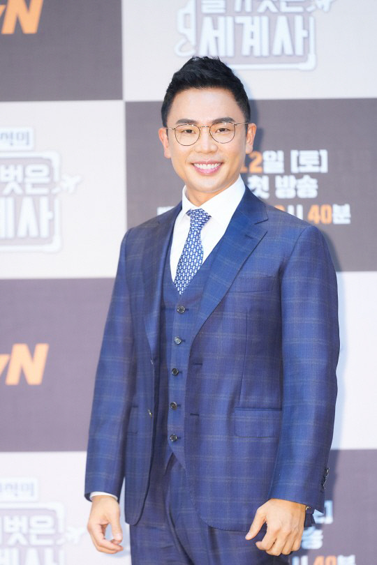 설민석, 역사왜곡 논란 이어 석사 논문 표절 의혹