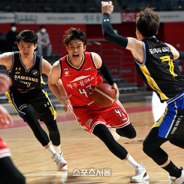 [포토] 이대성 '과감한 돌파'