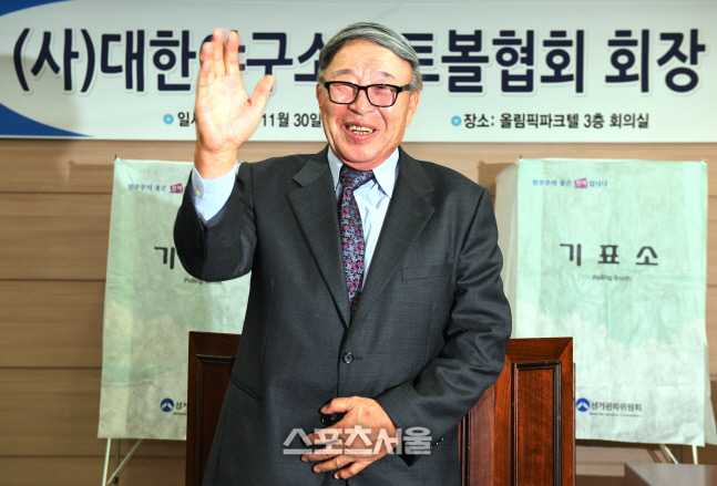 말 많고 탈 많은 회장선거, 유권자 인식 개선이 먼저다[장강훈의 액션피치]