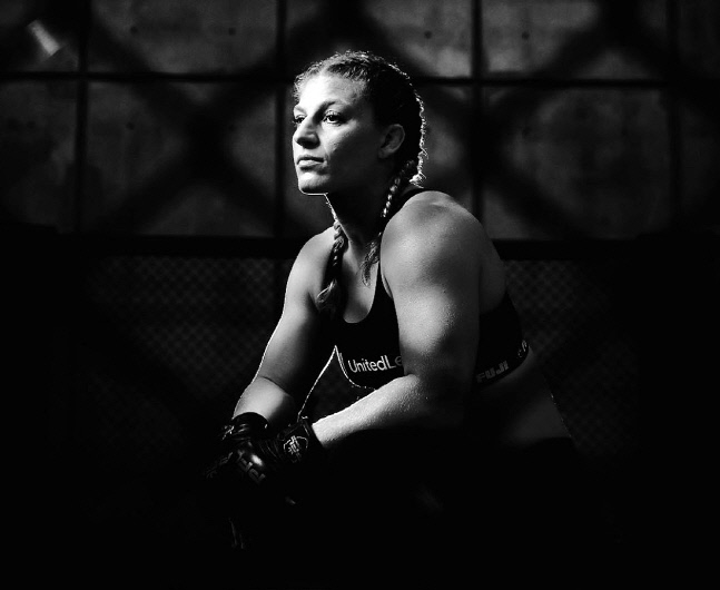 2연속 올림픽 금메달리스트 케일라 해리슨, '철녀' 아만다 누네스를 꺾을 수 있는 사람은 나!