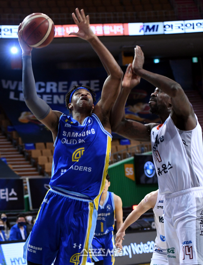 [포토] 힉스 '과감한 슛'