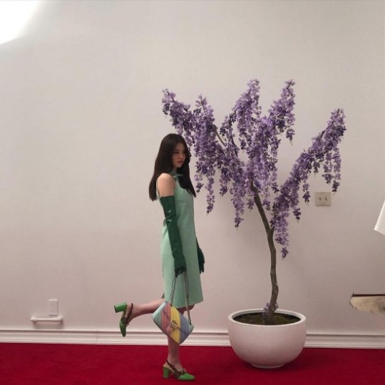 한소희, 무보정샷에도 황금비율+시크美 '반짝'  [★SNS]