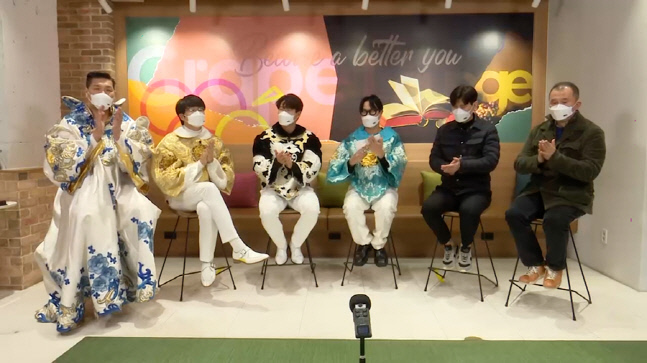 블라인드 요리쇼 '볼빨간 신선놀음' 서장훈→김종국, 집콕족 입맛도 사로잡을까[종합]