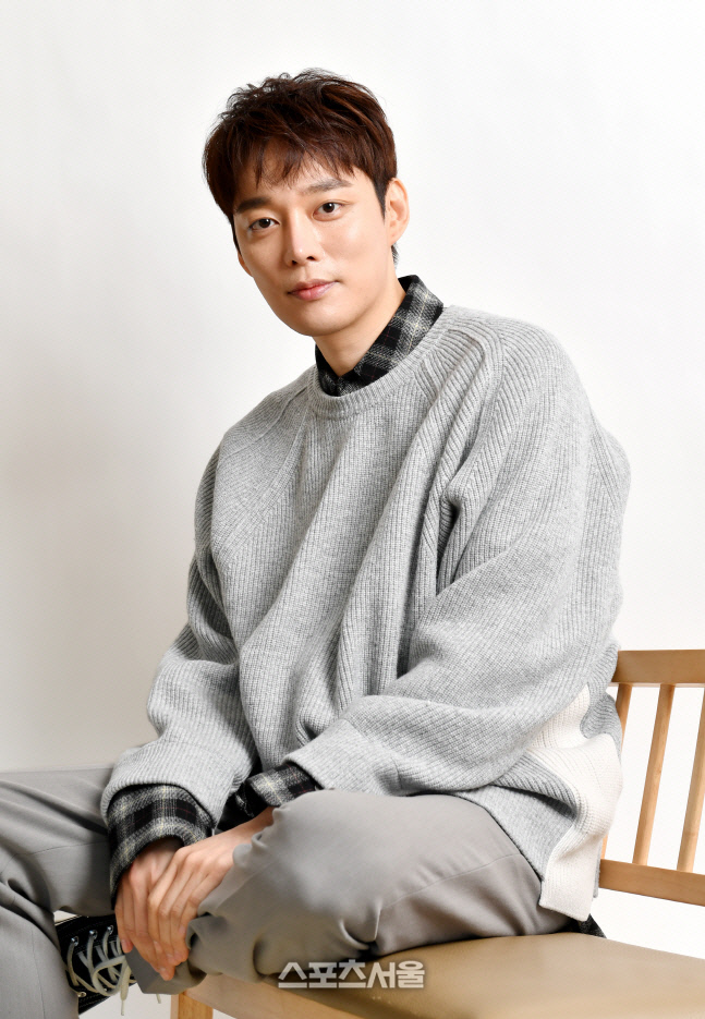 전승빈 "심은진 교제, 이혼과 안 겹쳐…논란 벗어나 행복하길"[공식]