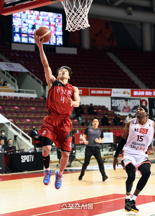 [포토]KGC 이재도, 속공 성공!