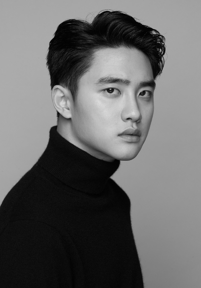 엑소 디오, 오늘(25일) 미복귀 전역…시우민 이어 두번째 군필 멤버