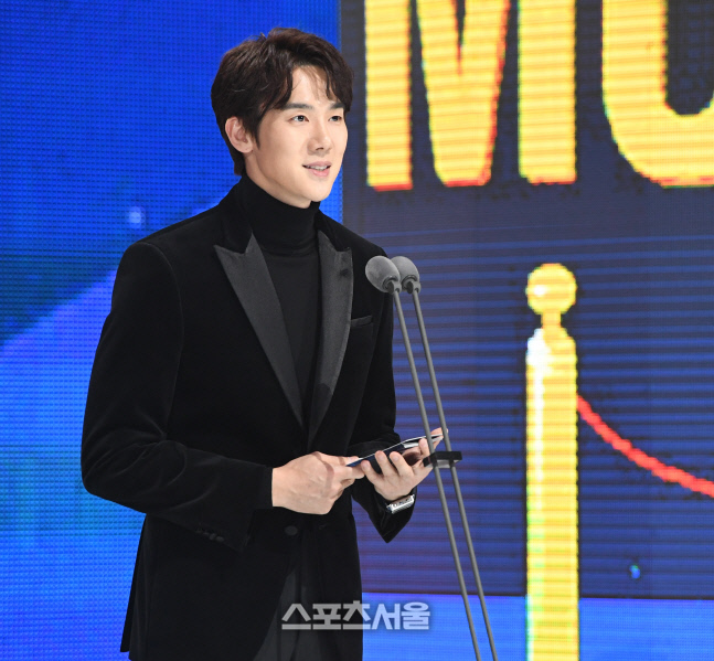 정우성→유연석X손담비까지, 톱★ 함께한 축제의 장[제30회 하이원서울가요대상]