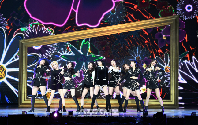 [포토]트와이스, 꽃보다 아름답게!(서울가요대상)