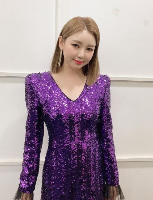 "96년생인 줄"...송가인, 나이 착각한 팬에 유쾌 반응 "나 인자 36살이여"