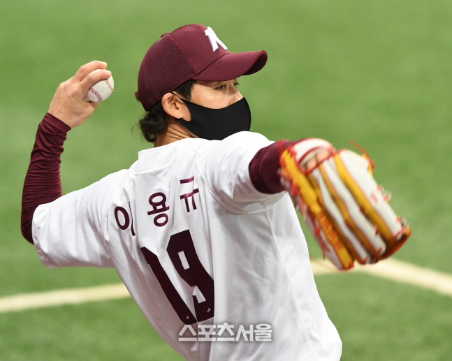 [포토] 이용규, 이제는 히어로즈맨으로!