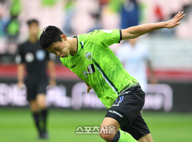 [포토]전북 조규성, 우승을 향한 선제골