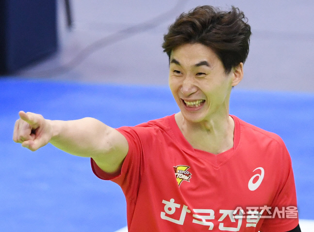 [포토] 한국전력 박철우, 나이스~