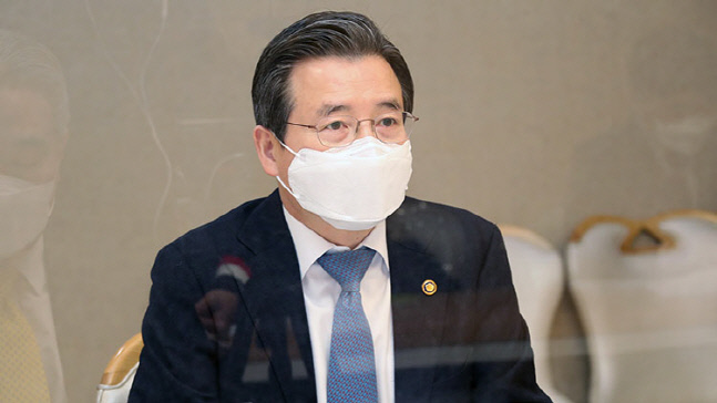 김용범 기재차관 "계란 수급 여건 악화시 추가 수입"