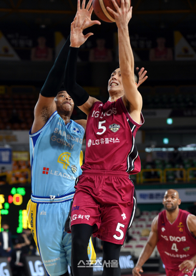 [포토] 이관희 '과감한 슛'