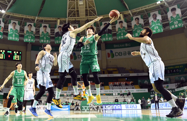 풍부한 가드진의 원주 DB. 벌떼 농구의 순위 상승은 어디까지?[SS집중분석]