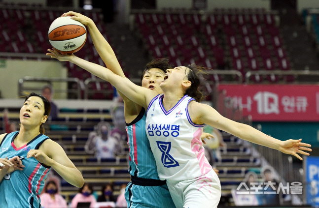 [포토] 삼성생명 이주연, 걸렸네!