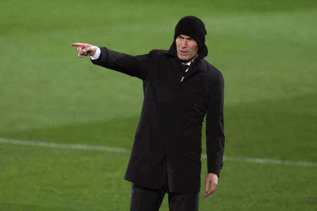 레알 마드리드 헤타페 잡고 2연승..경질설 지단 감독 "휴~"