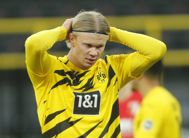 SOCCER-GERMANY-DOR-AUG/REPORT