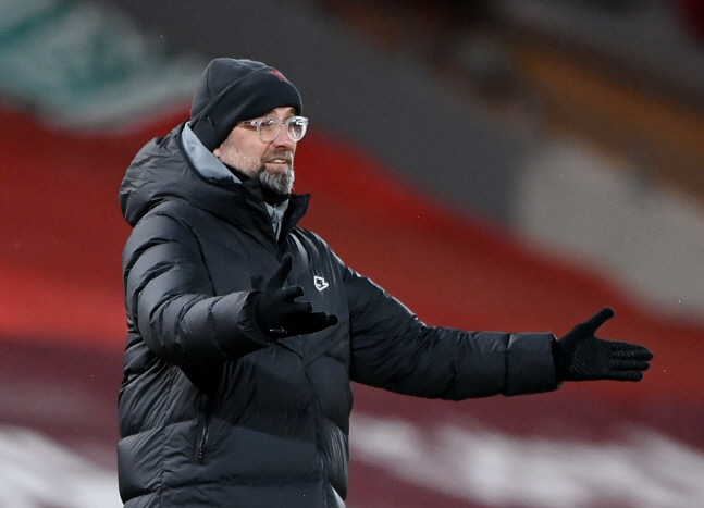 SOCCER-ENGLAND-LIV-MCI/REPORT