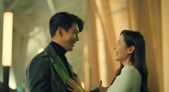 "꿀 떨어지네" 현빈♥ 손예진, 열애설 후 첫 동반광고 나들이 '달달'