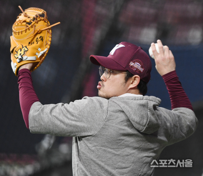 [포토] 키움 이지영, 힘 좀 내볼까?