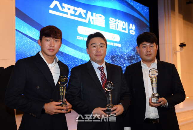 [포토]NC 우승의 주역들, 올해의 상의 영광도 함께!