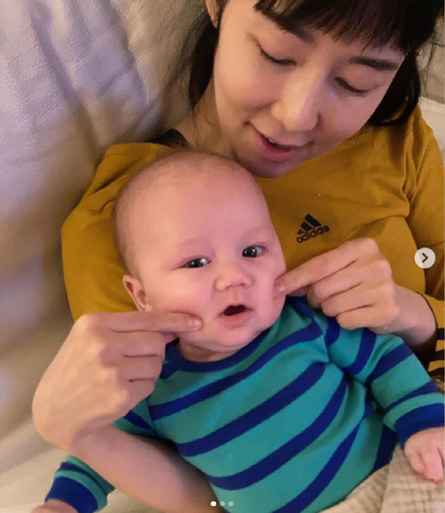 스타벅스 측 사유리 출입거절에 "정부 방역 지침 준수하고자 노력"[전문]