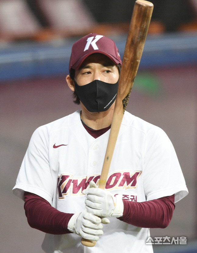 [포토] 키움 이용규, 방망이 좀 풀어볼까?