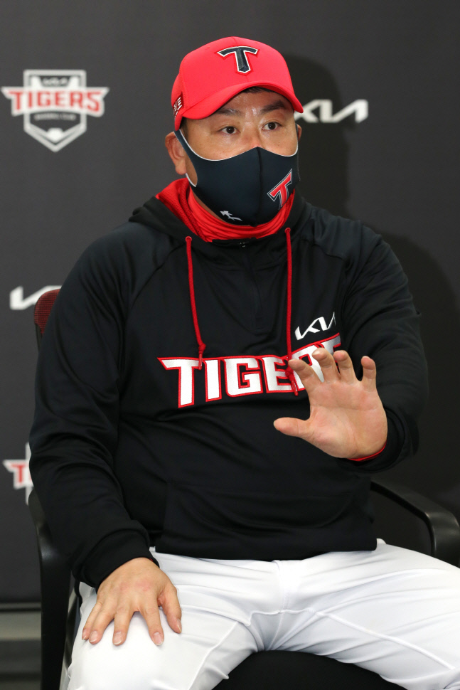 210225J1068 진갑용 코치 인터뷰