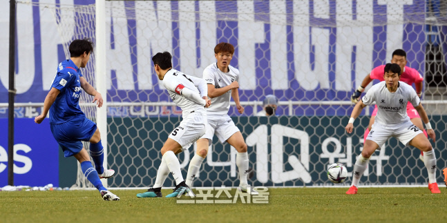 [포토]수원 삼성 김건희의 선제골