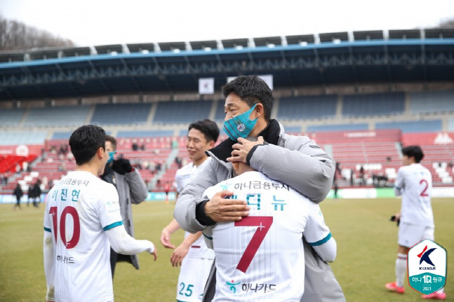 에디뉴-이진현-이현식, 이민성표 '업템포' 축구의 엔진