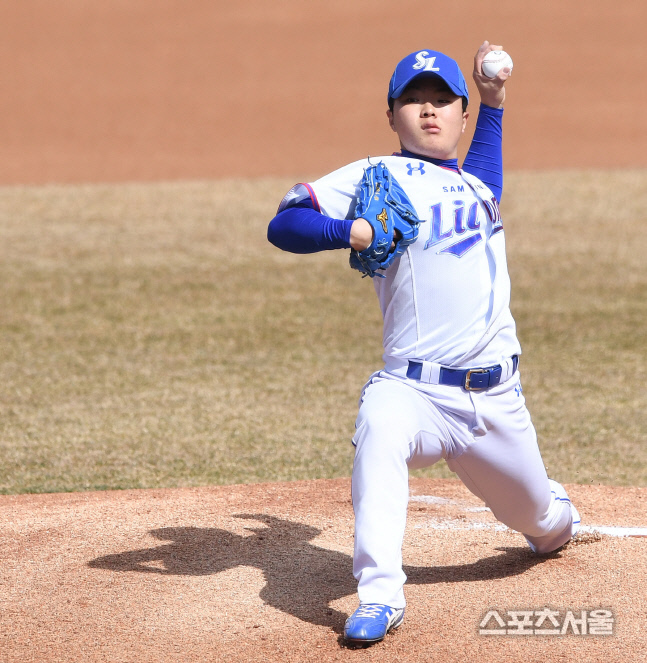 [포토] 삼성 이승민, 연습경기 첫 번째 투수로!