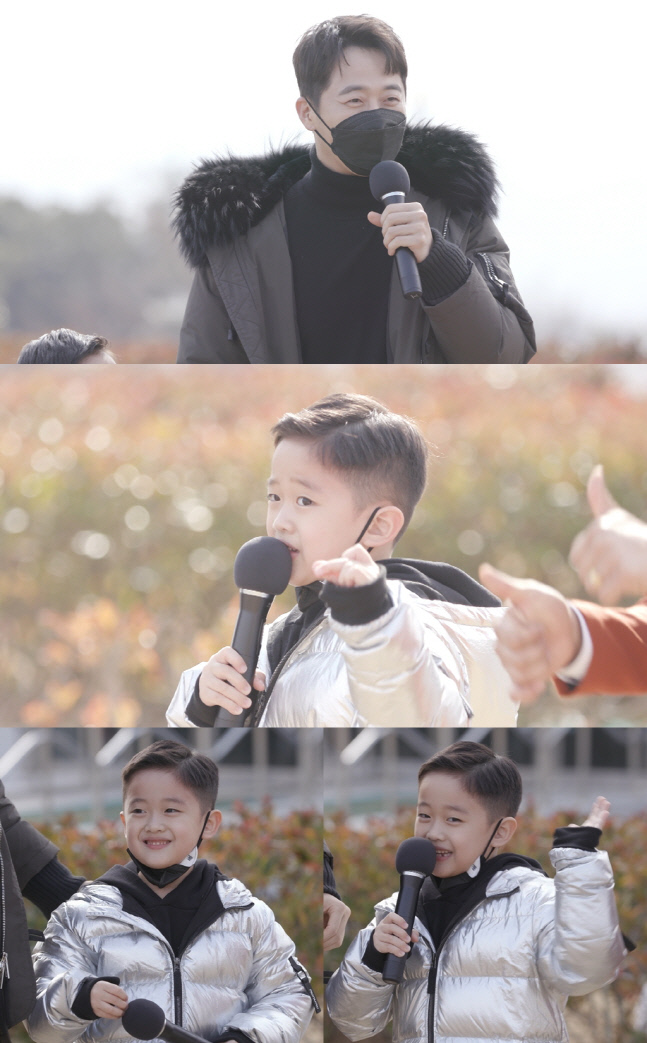 '김재원 子' 이준, 영탁 '찐이야' 열창→이모·삼촌 팬 '심쿵'