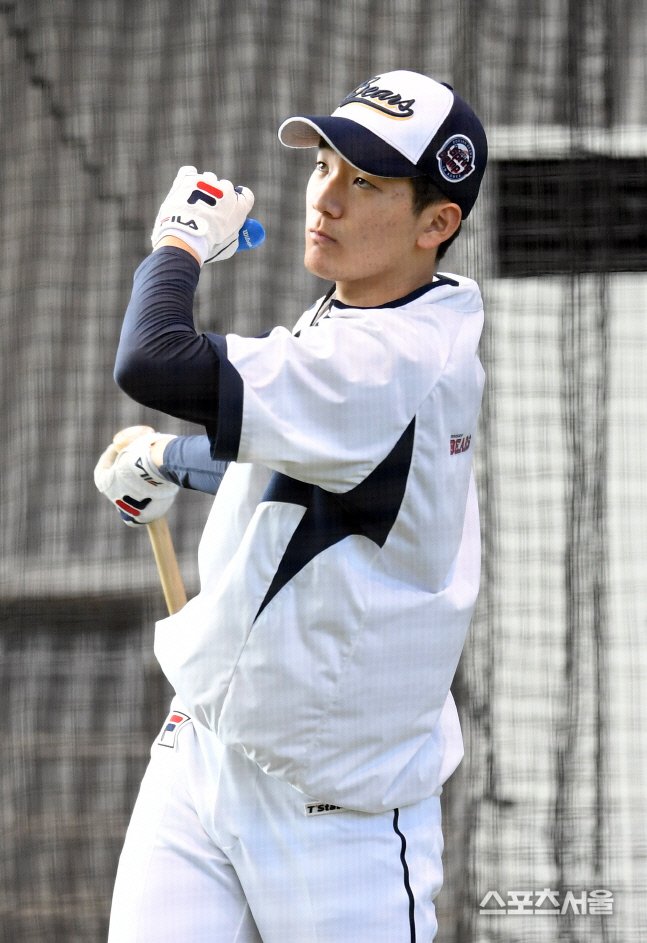 [포토]두산 신인 안재석, 첫 시즌 준비 중!