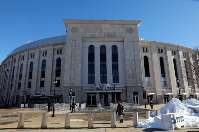 뉴욕 연고지인 양키스와 메츠, 개막전 관중 20% 입장