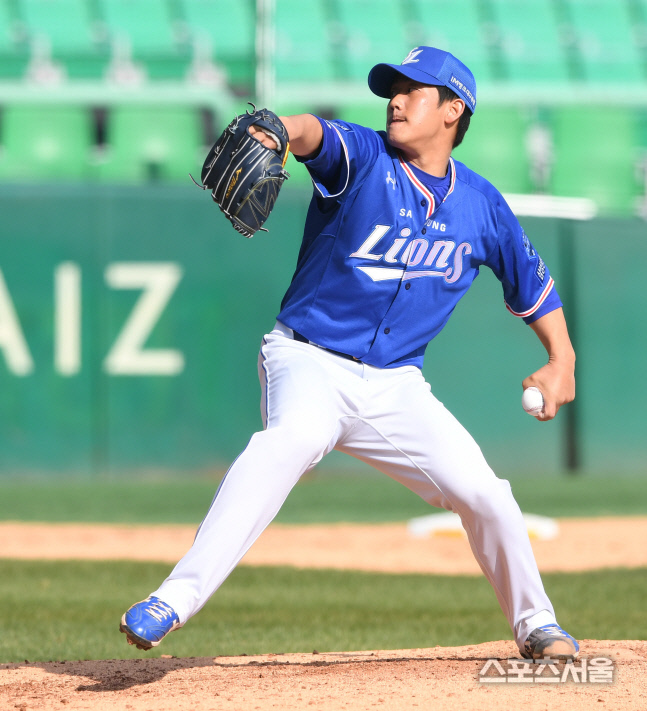 [포토] 삼성 이상민, 튼튼한 허리 역투!