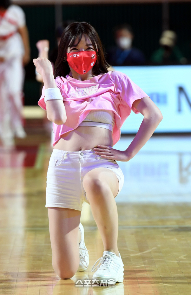[포토] SK 치어리더 '화이팅'